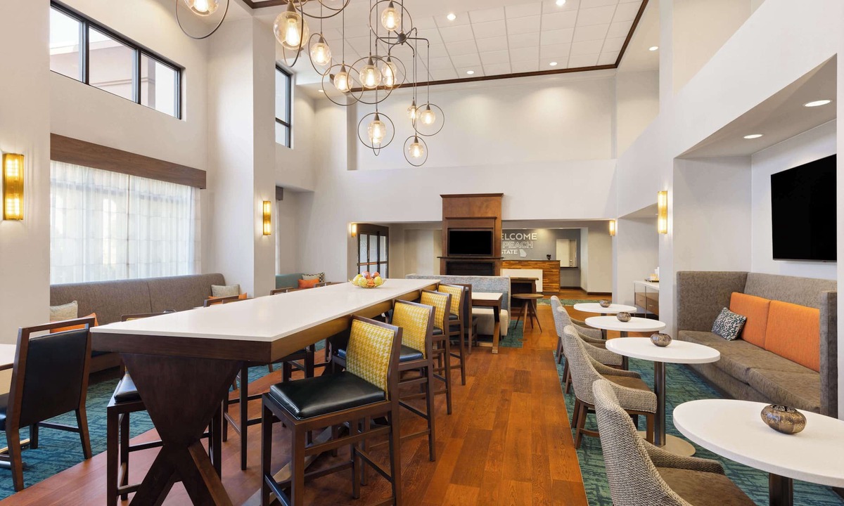 Eden Hotel | Hampton Inn & Suites Savannah-Airport