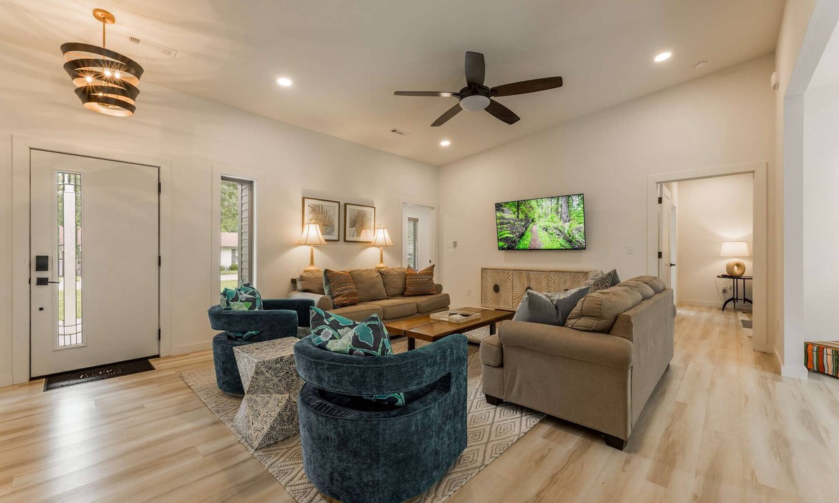 Prairie Creek House | Haven House Summary: