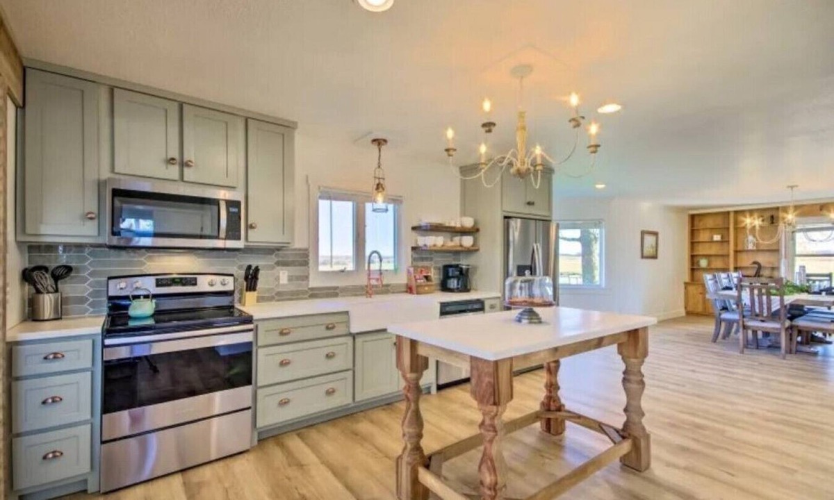 Rolla Other | Headquarters @ Prairie Base, Roomy 2 King Ensuites