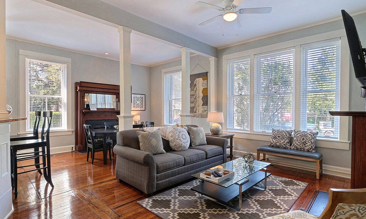 Historic District - North Apartment | Heated Pool Access | 5*Clean | Flex Cancelation