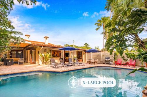 Coral Ridge House | Heated pool Quiet Neighborhood Family Vacation Escape Key