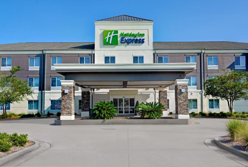 Atmore Hotel | Holiday Inn Express Atmore by IHG
