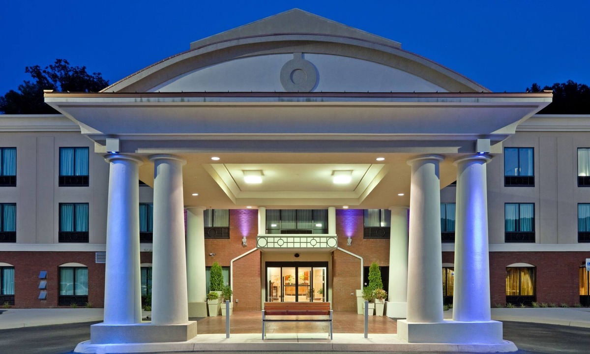 Harriman Hotel | Holiday Inn Express Hotel & Suites Harriman by IHG