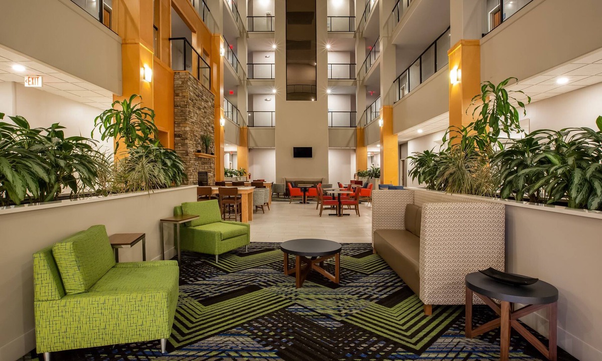 Fairburn Hotel | Holiday Inn Express Hotel & Suites Fairburn by IHG