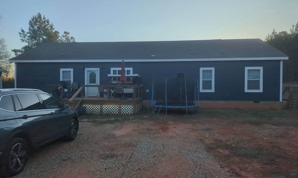 Farmington House | Home on 20 acres in Good Hope GA. Close to Madison and Monroe.