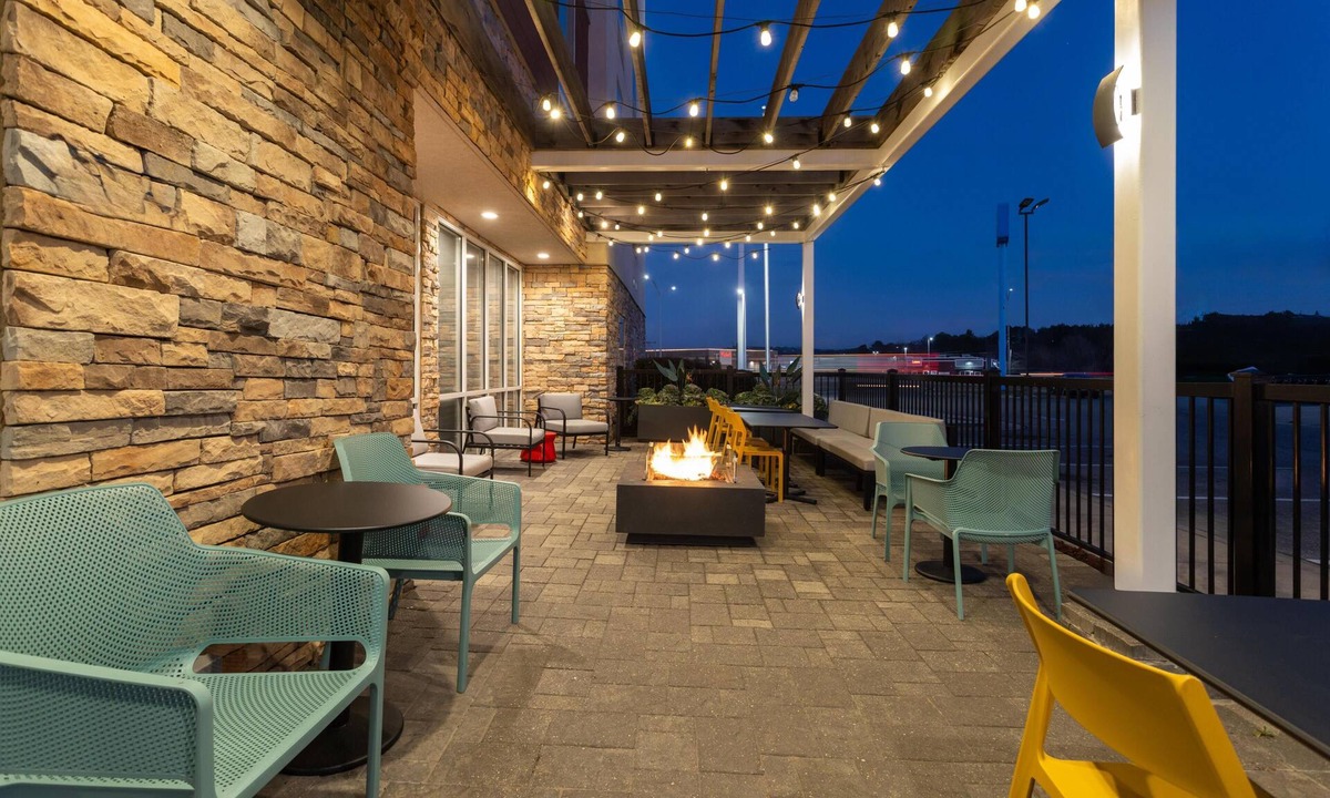 Meridian Hotel | Home2 Suites by Hilton Meridian