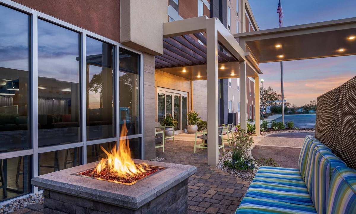 D'Iberville Hotel | Home2 Suites by Hilton Biloxi North/D'Iberville