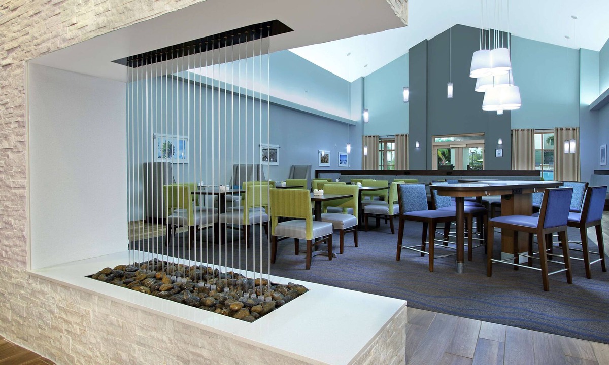 Ludlam Hotel | Homewood Suites by Hilton Miami Airport West