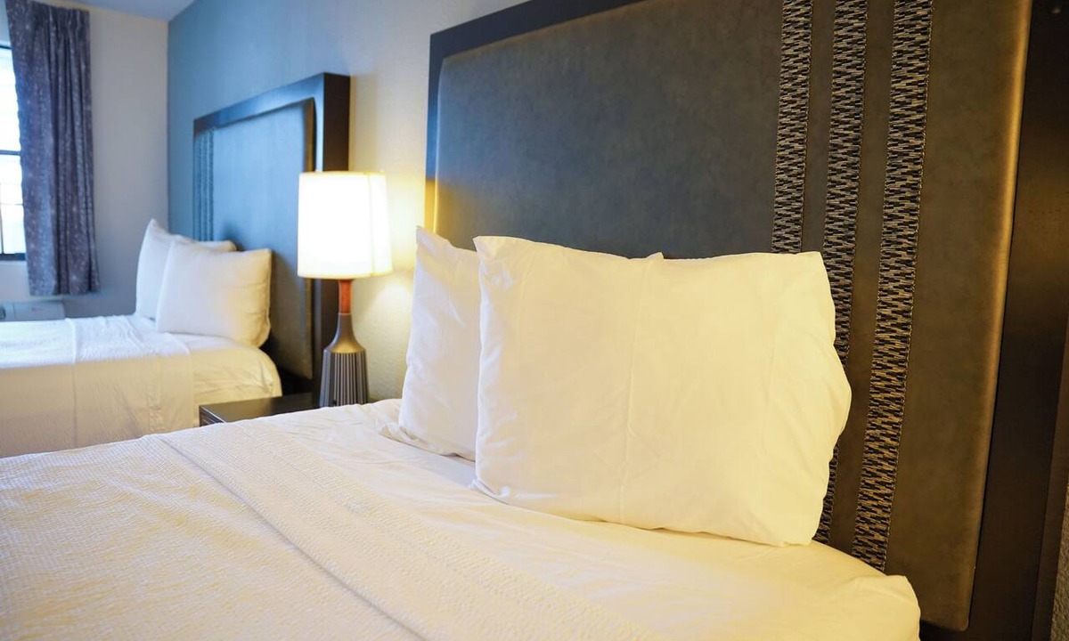 Norcross Hotel | Horizon Inn & Suites