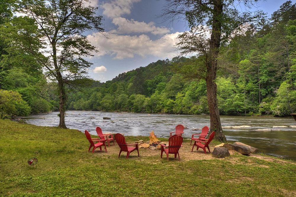 Ellijay House | Hunter's Lodge