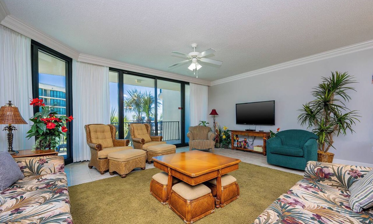 Orange Beach Condo | Island Hideaway Phoenix On The Bay 1207
