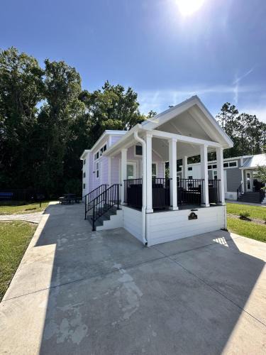 Baker County House | Island Oaks RV Resort