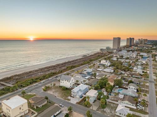 Bid-a-wee Beach House | Keep Calm & Pool On at Peaceful Easy Feeling! Sleeps 20!