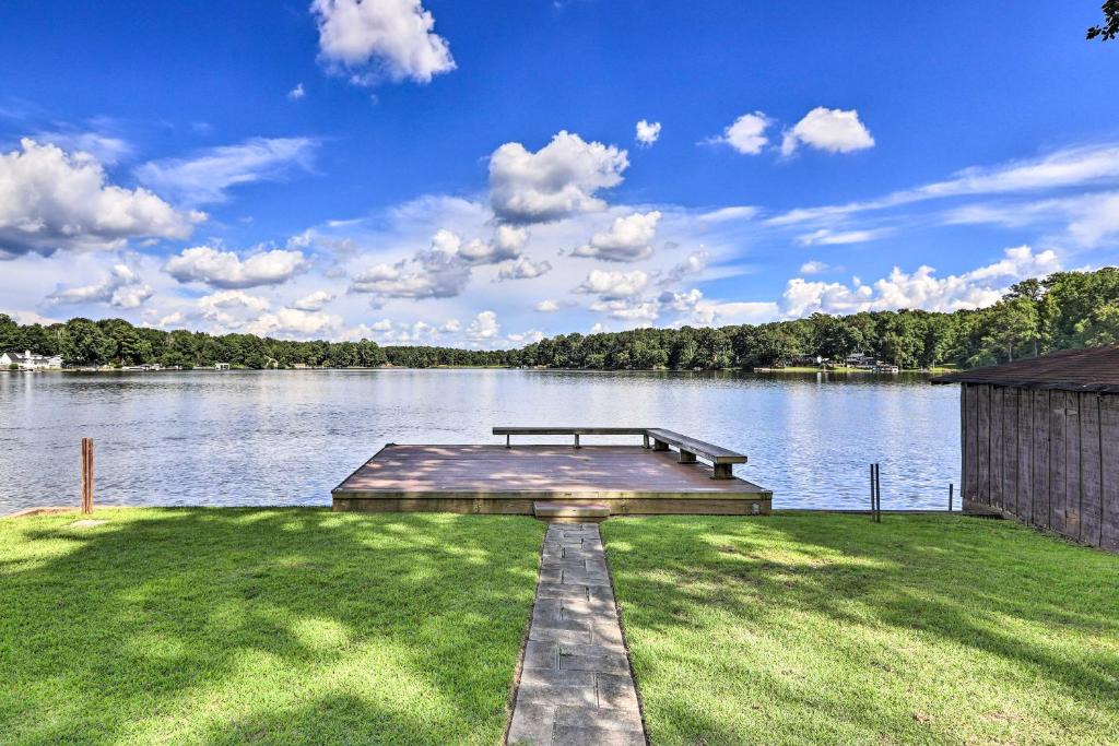 Macon House | Lakefront Macon Getaway Grill, Pet Friendly!
