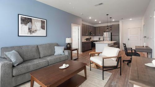 Cordova Apartment | Landing Beautiful 2BD Clubhouse