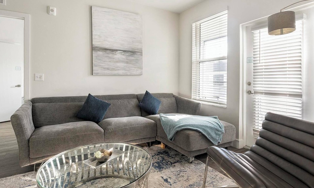 Port Tampa City Apartment | Landing | Spectacular 2BD, Gym, Pool