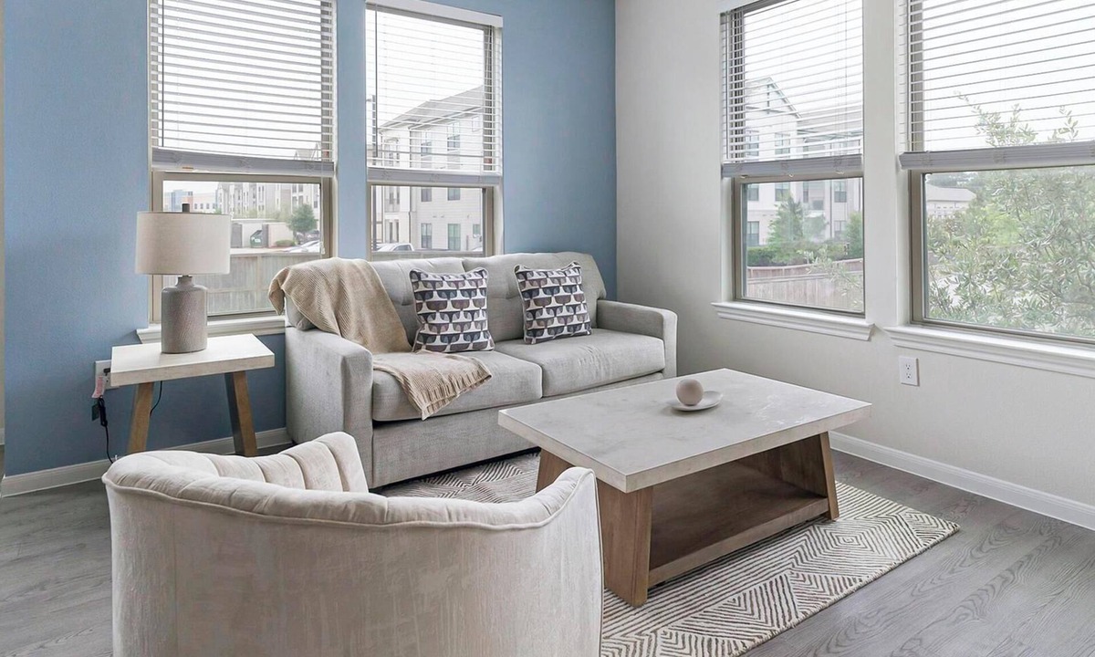Conroe Apartment | Landing | Spectacular 2BD, Gym
