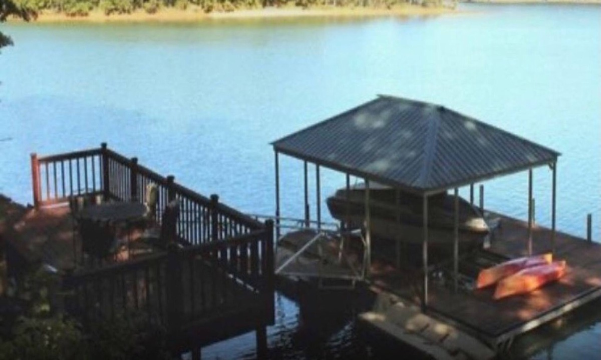 Shelter Cove House | Located on beautiful Lake Keowee