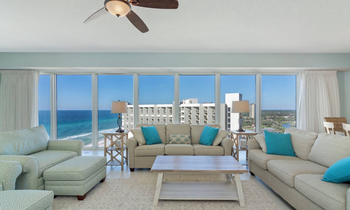 Sandestin Condo | Location! Location! Location! 3BD/3BTH Beachfront Tops'l Tides 1306