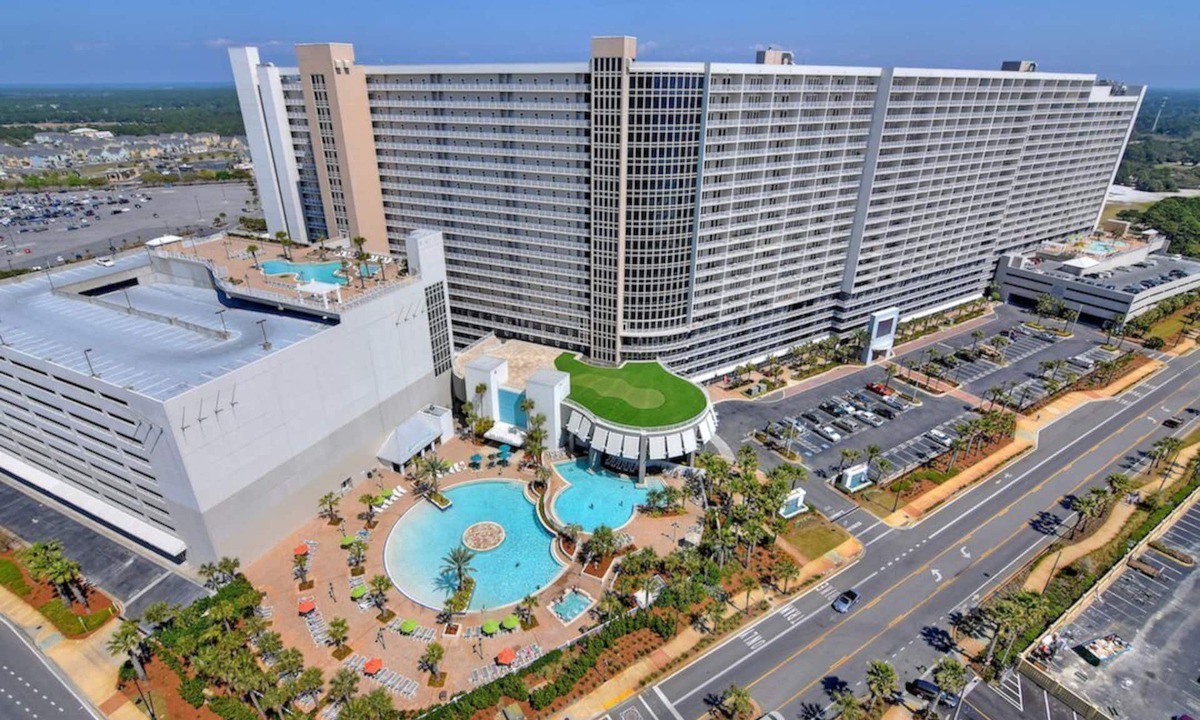 Panama City Beach Resort | Lovely Beach Getaway