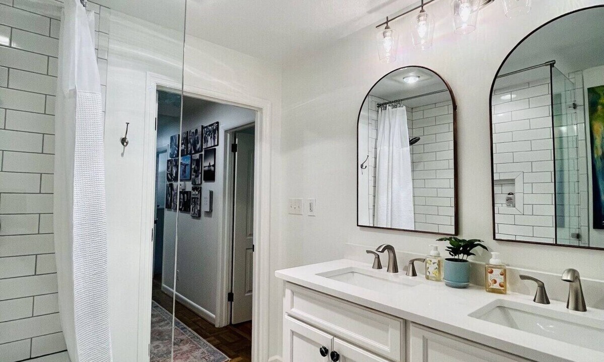 North Augusta House | Lush Masters Hideaway w HEATED Pool! Charming 3-bedroom House In North Augusta.
