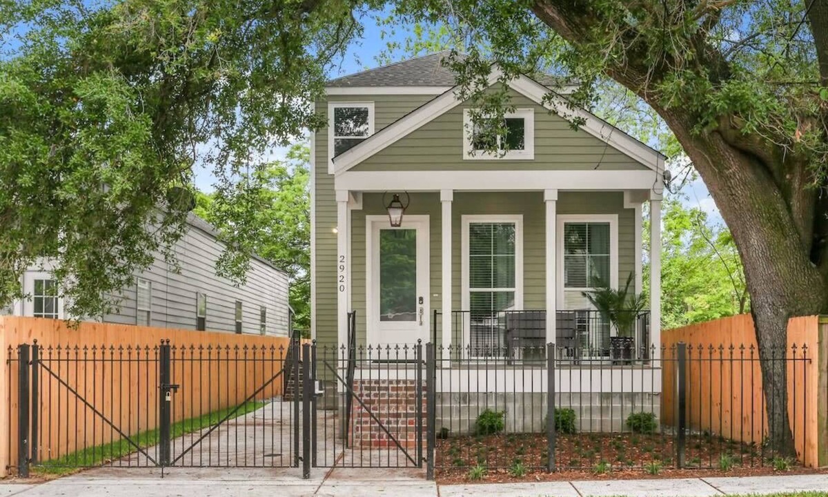 Mid-City House | Luxury 3BD New Build | Gated Parking | Porch+Yard