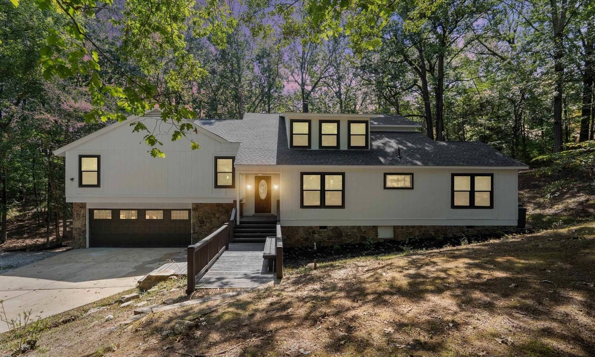 Cordova House | Luxury 6BR Priv Estate 2 Acres Theater Spa Ideal for Insurance & Corporate Stays