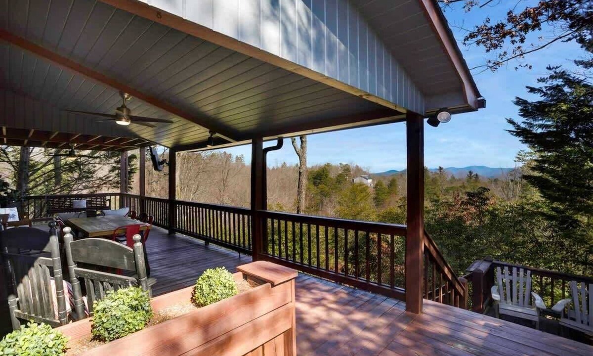 Foxfire Estates Cabin | Luxury Cabin w/View, Hot Tub, Game Room, Fire Pit