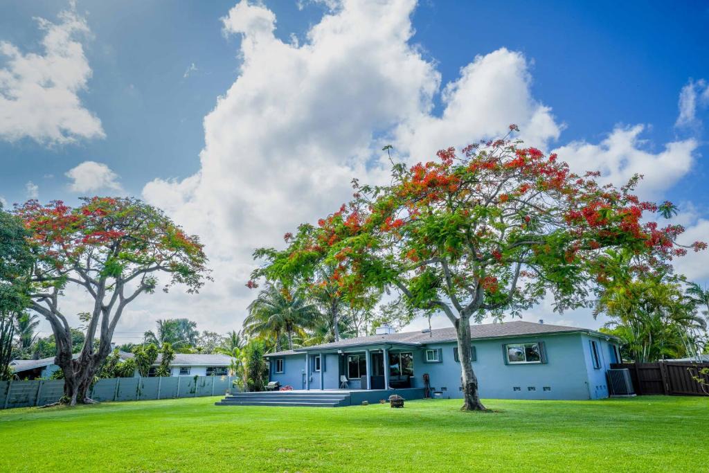 Highland Garden Villa | Luxury Hollywood beach house