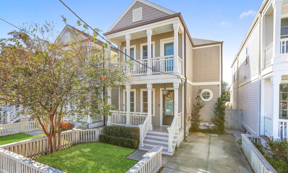 Freret House | Luxury home near everything!