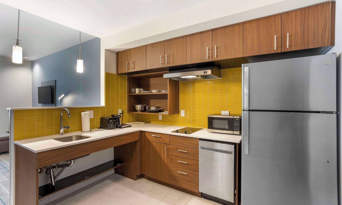 York Hotel | MainStay Suites North - Central York