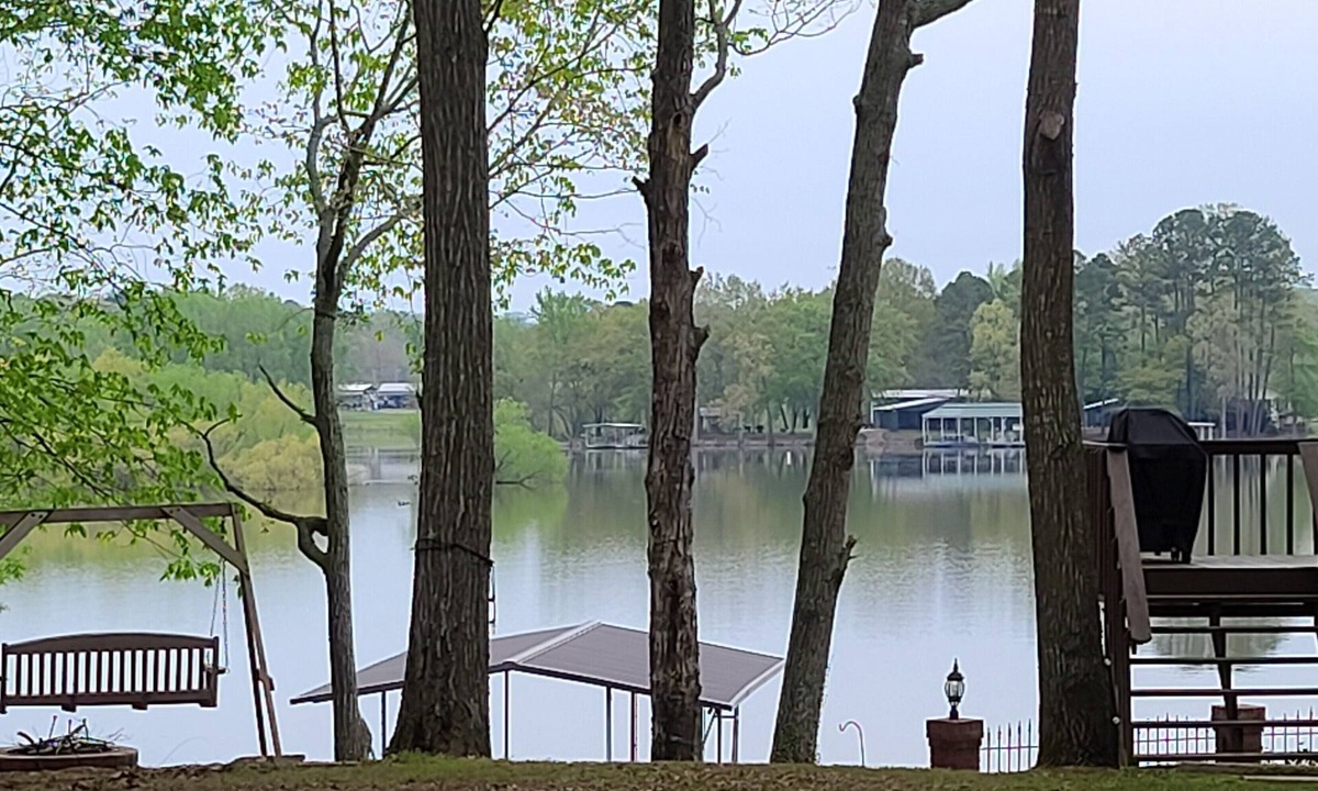 Cullman House | Makin MEMORIES: House w/Dock/HotTub/Fiber/Tankless/EV Charger/next to boat ramp