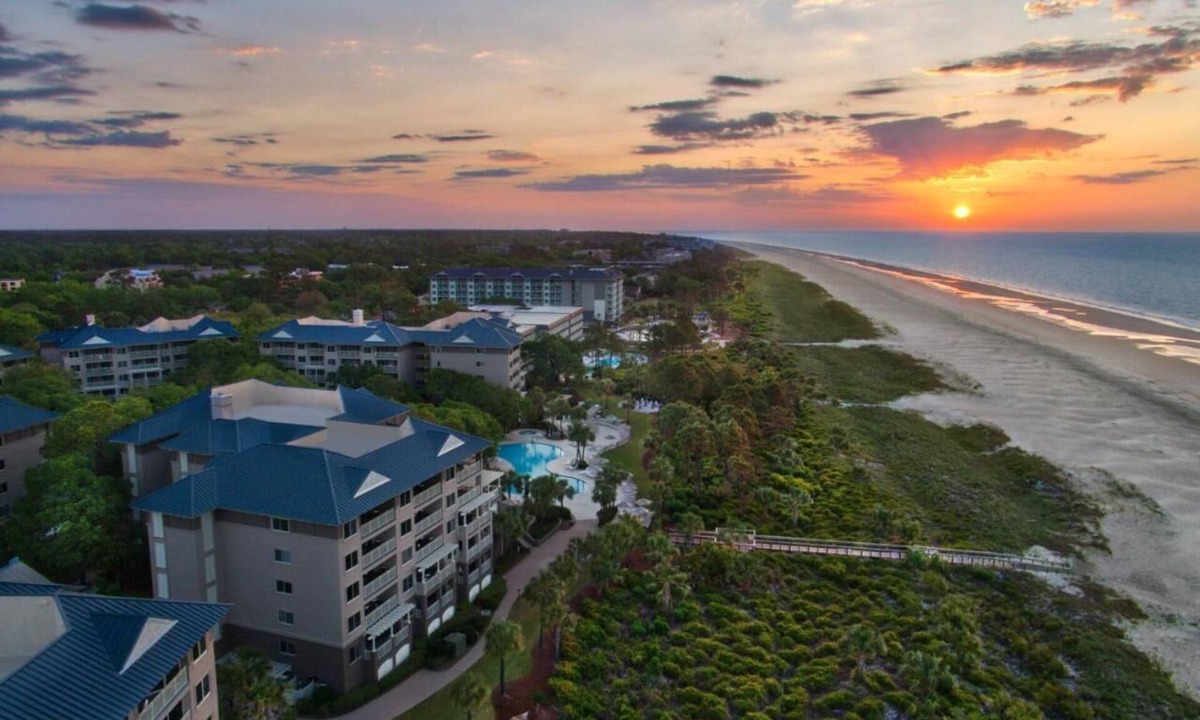 Hilton Head Island Resort | Marriott's Grande Ocean 2 Bedroom Villa Sleeps 8