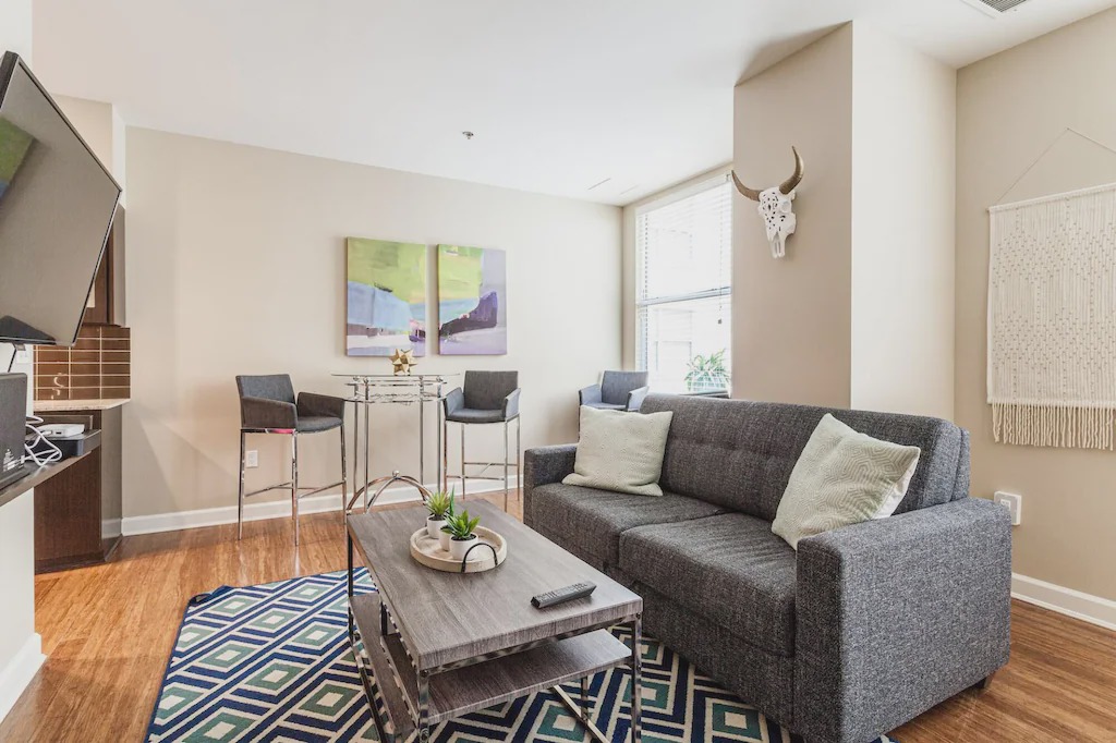 Downtown Memphis Apartment | Memphis | Executive 1BD/1BA Apartment