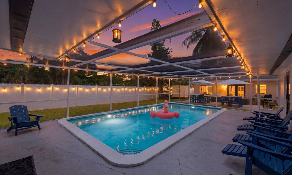 Miami Gardens House | Miami Vice. Vibe with Pool, Patio, BBQ, & Games.