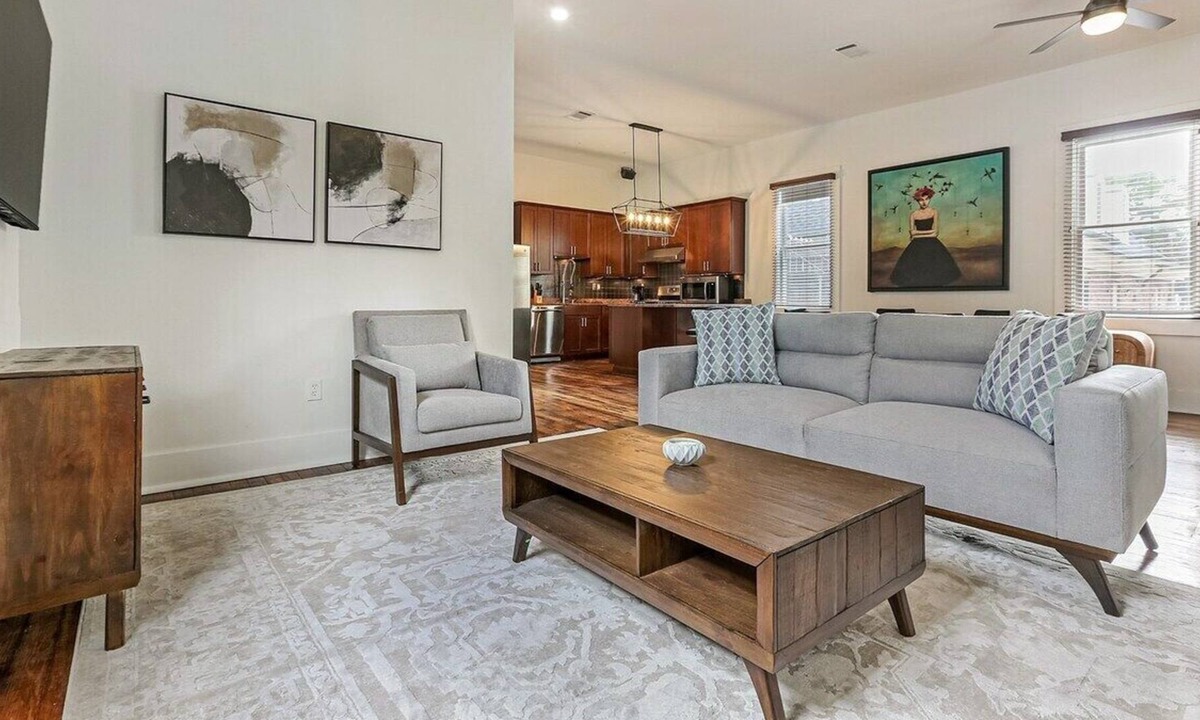 Mid-City House | Mid-City Home, 8 Beds by Streetcar w/ Outside Bar