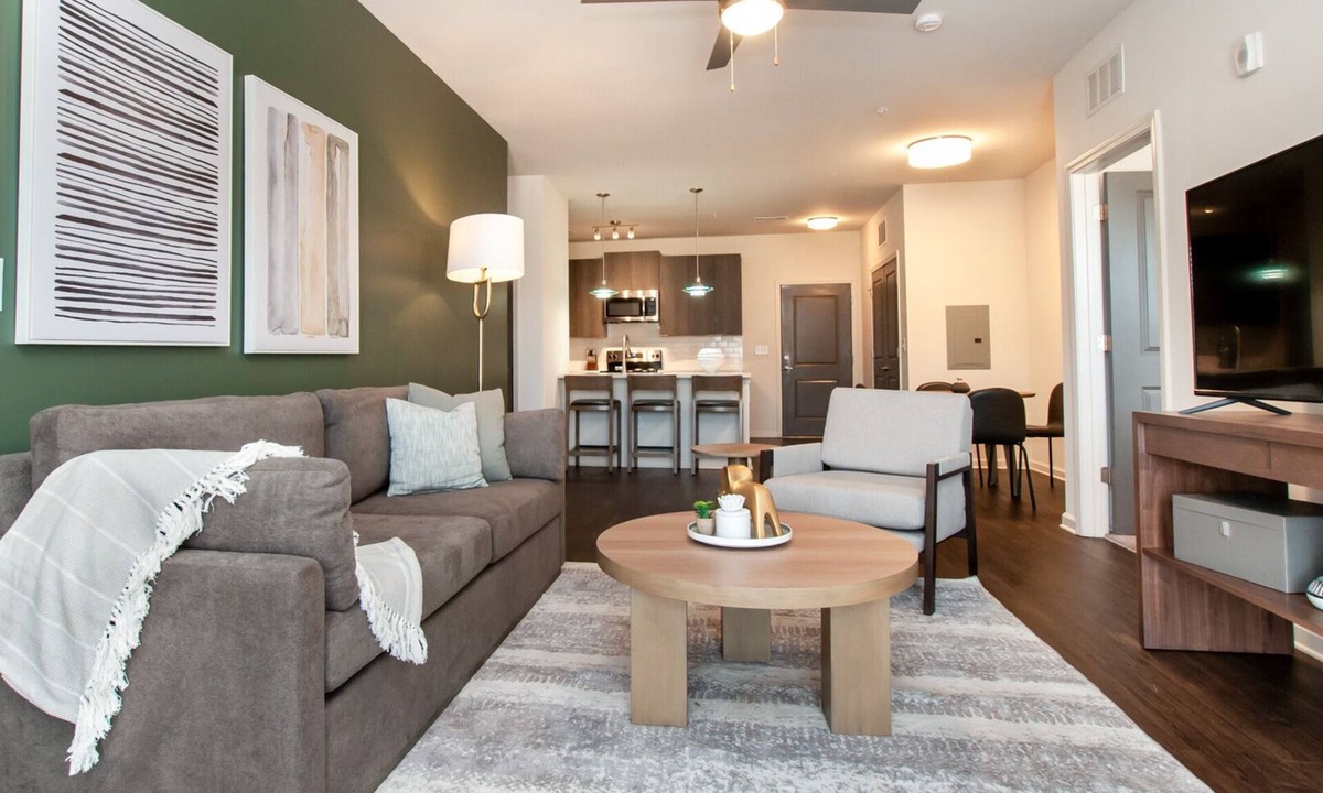 Madison Apartment | Modern Apartment in Prime Location (ID6975X23)