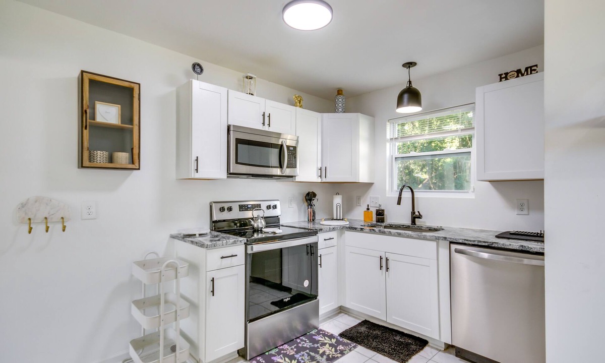 Midtown House | Modern Augusta Home: Close to Downtown!