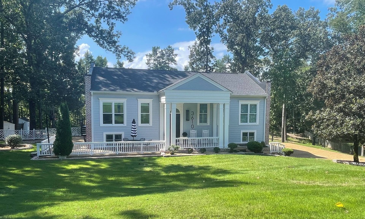 Burney Branch House | Modern Miss - Inviting, modern home 5 minutes from the Square and Ole Miss.