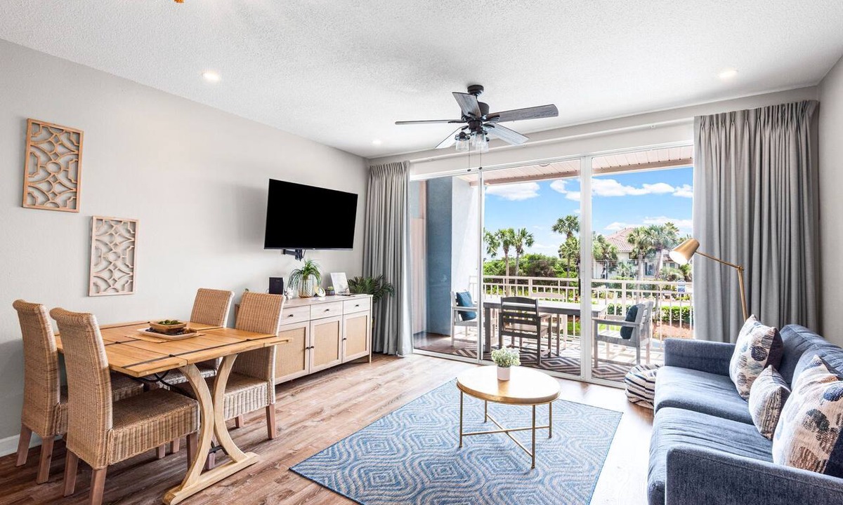Gulf Place Condo | Modern Updates, 1 Minute to the Beach! + Free Attraction Tickets!