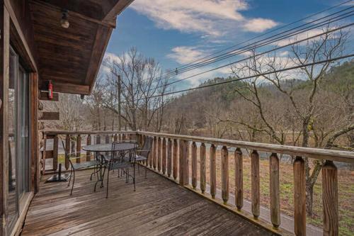 Tellico Plains House | Mountain View Cabins