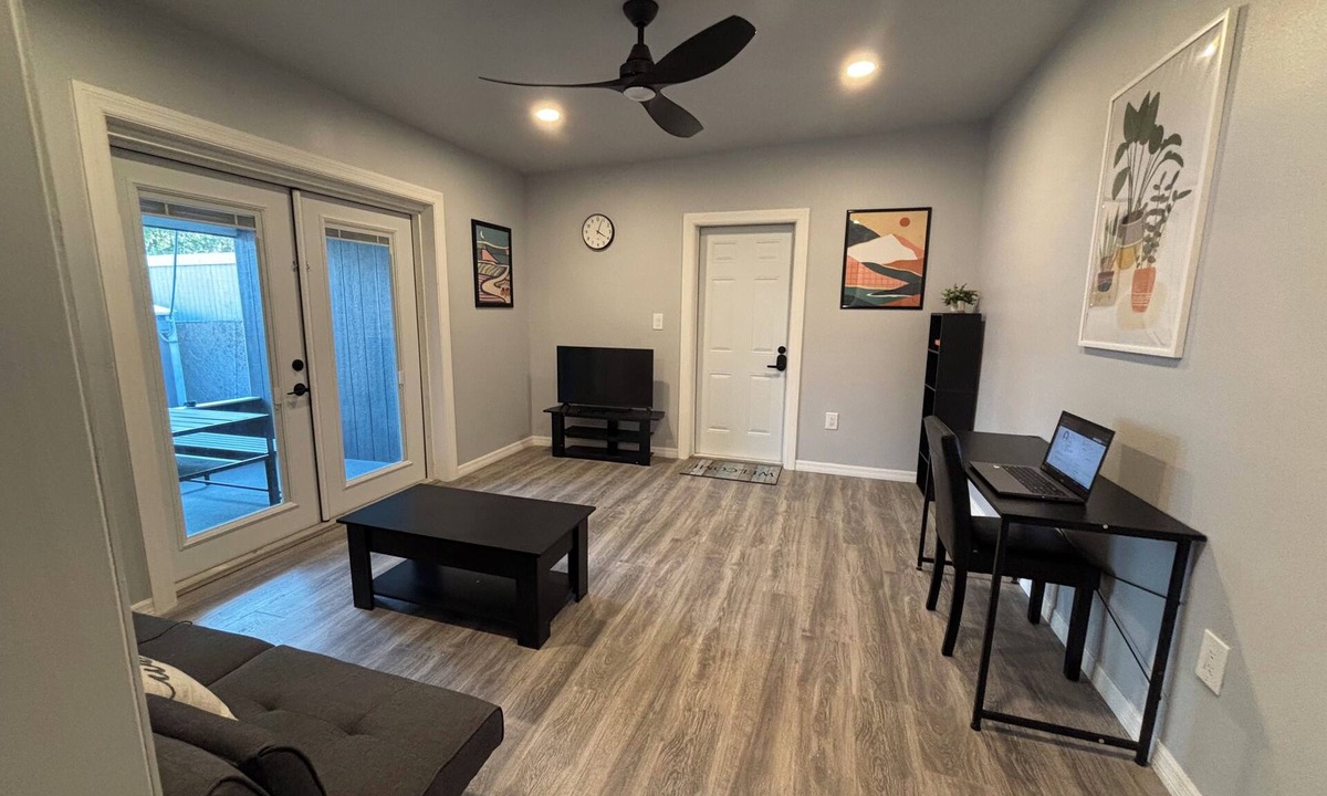 Winter Haven Apartment | ⭐️NEAR LEGOLAND+GREAT VALUE⭐️ Cozy Cove Stay 1b1b APT, with PRIVATE entrance