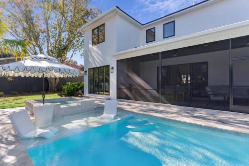 Saint Simons Island House | Neptune by the Sea - 616 Neptune Way