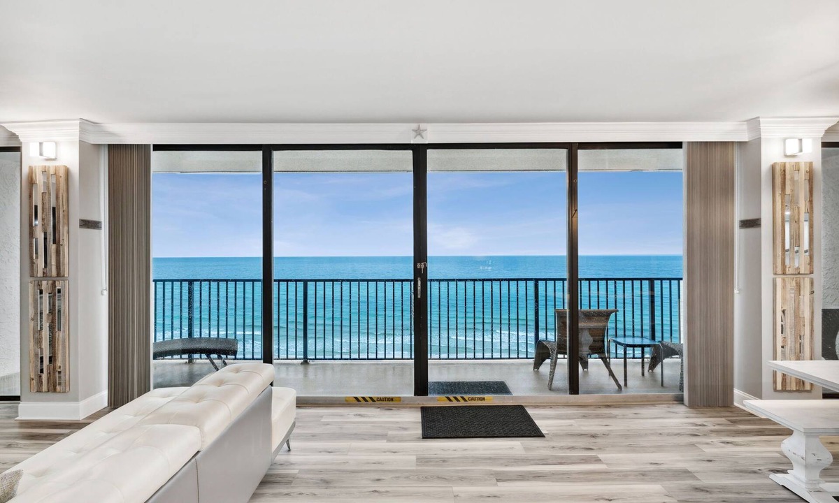 West Panama City Beach Condo | 😎NEW Beachfront 😎GLASS+VIEW in 2MASTER Suites+BUNK ROOM*FREE BeachChairs804E😎
