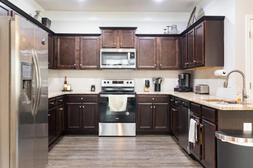 Athens House | New Haven at Towne Square w Patio