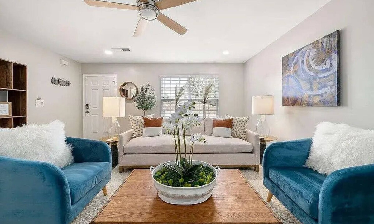 East Point House | New Luxe 4BR Home 5 mins from the Airport with Garage and Upgrades