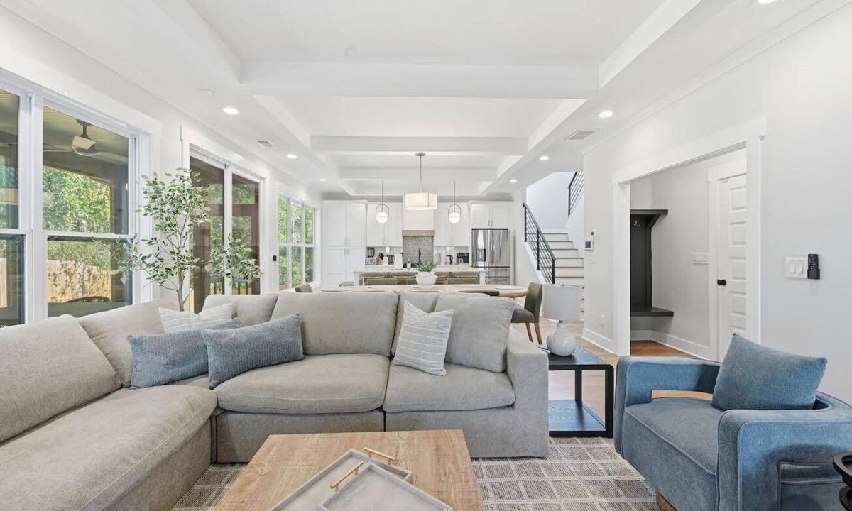 Scottdale House | New! Modern Luxurious Woodland Retreat