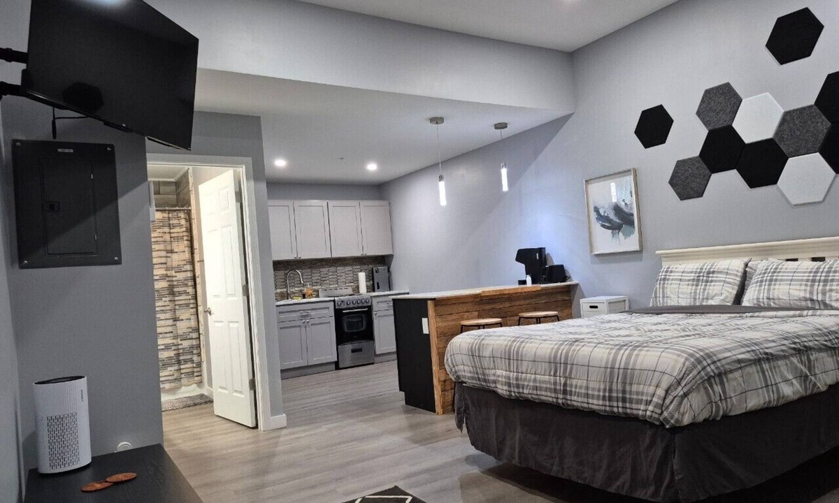 Maryville Apartment | New Modern Studio in Maryville
