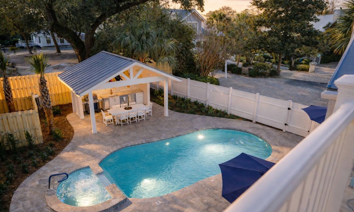 Saint Simons Island House | Newly Renovated for 2025! Wonderful Escape, Private Pool!, Pet Friendly! Close to Everything!