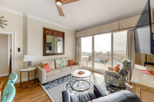 Fort Morgan House | Ocean-view villa with heated pool hot tub & rooftop terrace - walk to beach